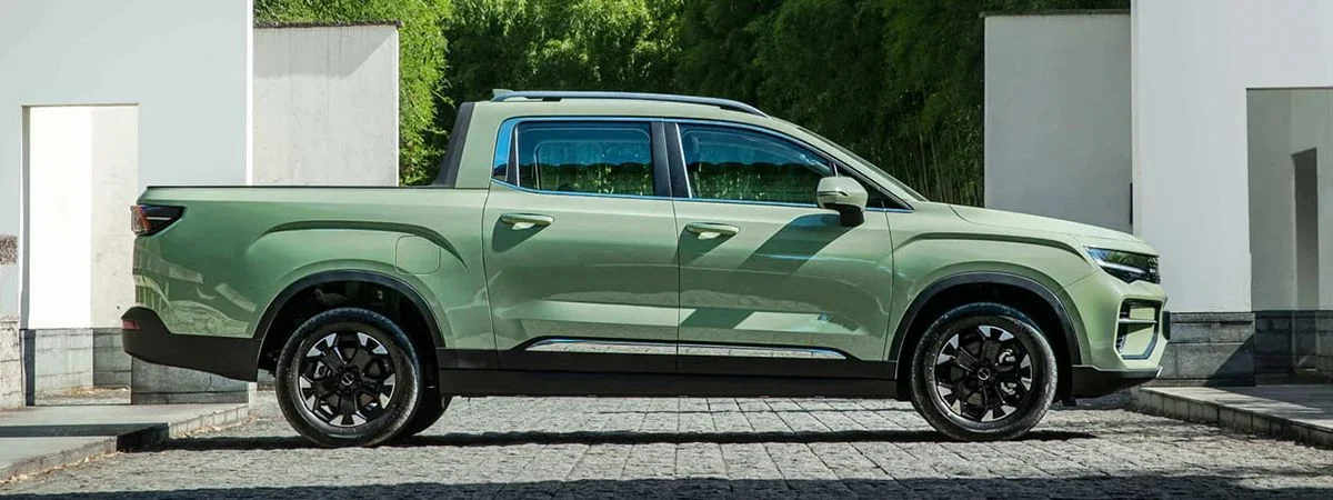Geely Radar RD6 4WD — Side View
